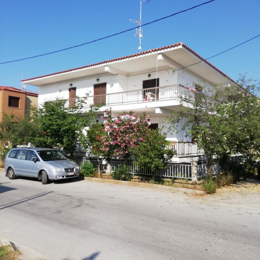 P.A.G Apartments Nea Roda Zewnętrze zdjęcie