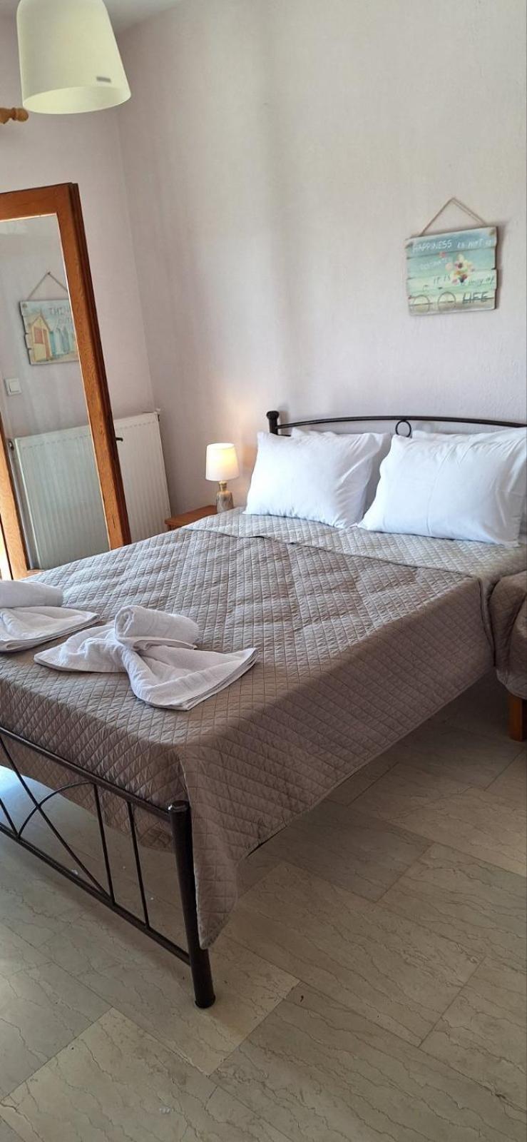 P.A.G Apartments Nea Roda Pokój zdjęcie